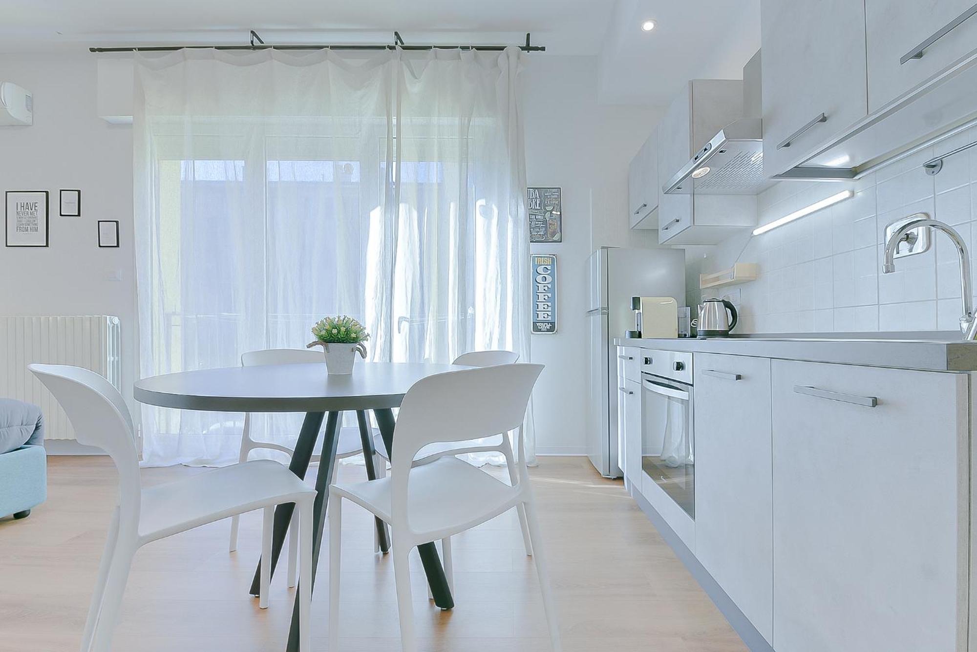 Апартаменти Taron House - Bologna Center Station & Fiera Екстер'єр фото